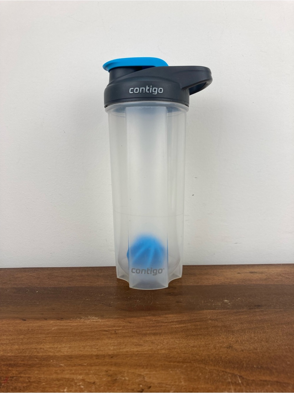CONTIGO Shaker Bottle Clear Gray And Blue Blender Mixer Shaker Cup 24oz preowned